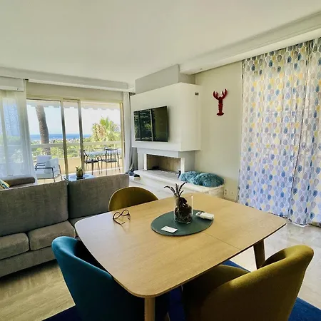 Bella Vista Luxe 2 *